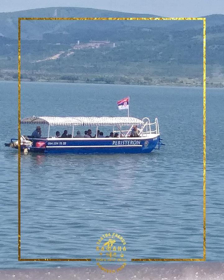 Zlatna Ribica Lejlighed Golubac Eksteriør billede